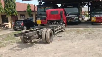 Breaking News: Lima Mobil Tabrakan Beruntun di Jalan Poros Rangas Majene