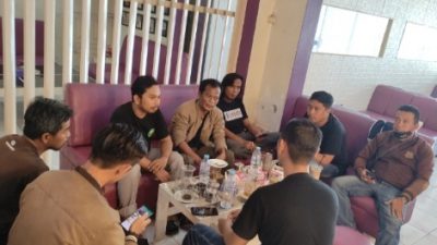 Jalan Menuju Makam Lapatau Matanna Tikka Hancur,  Pemuda Sompung Lolona Kritik Lewat Pentas Seni