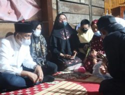 Iring-iringan Ambulance Sambut Kedatangan 7 Jenazah Warga Wajo yang Tewas Terbakar di Samarinda