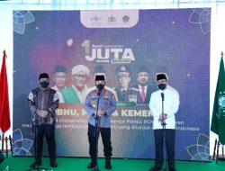 Tinjau pelaksanaan 1 Juta Vaksinasi Booster, Kapolri Bicara mudik sehat dan Nyaman