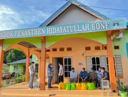 Bapekis Bank Mandiri Salurkan Paket Sembako Ke Ponpes Hidayatullah Bone