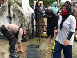 Jelang Hari Bhayangkara, Polisi Korvei Taman Makam Pahlawan Watampone