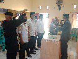 Kades Tellu Boccoe, Lantik 4 Orang Perangkat Desa
