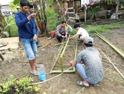 Bhabinkamtibmas Polsek Palakka Desa Passippo, Melayat Ke Rumah Duka Warga Binaanya