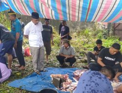 Berbagi Kepada Sesama, Brimob Bone Kurban 10 Ekor Sapi