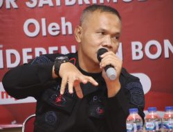 Gelar Pelatihan Kehumasan Brimob Bone Gandeng WIB
