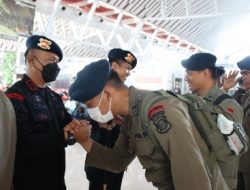 105 Personel Brimob Polda Sulsel Diberangkatkan Dalam Satgas Ops Damai Cartenz BKO Polda Papua