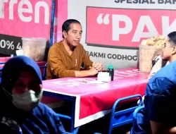 Viral, Jokowi Makan Bakmi di Alun-alun. Ini Tanggapan Netizen