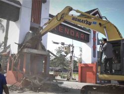 Gerbang Batas Kota Kendari Konawe Dibongkar, Ada Apa?