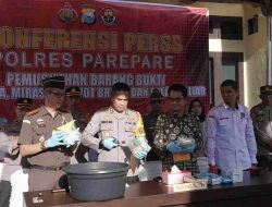 Gelar Konferensi Perss, Polres parepare Musnahkan 3 Kilogram Sabu