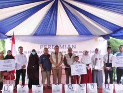 YBM PLN UP3 Watampone Serahkan Bantuan kepada Masyarakat dan Anak Yatim Dhuafa