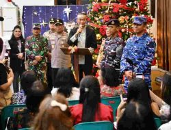 Pj Gubernur Sulsel bersama Forkopimda Pantau Misa Natal di Makassar, Sampaikan Pesan Damai