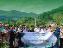Hari Menanam Pohon, Sejumlah Mahasiswa Tanam Sukun di Polongbangkeng Timur