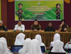 Kasus Narkotika dan Cyberbullying Marak, Kejari Bone Gelar Sosialisasi di MAN 1 Bone