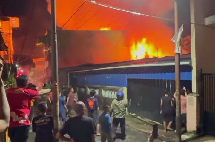 Kebakaran rappokalling nenek tewas