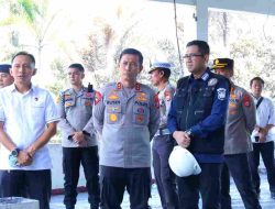 Kapolda Sulsel Pantau Langsung Olah TKP Pembakaran Gedung DPRD Kota Makassar
