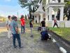 Sambut HUT RI Ke-81, Sekretariat DPRD Bone Semarakkan Dengan Kerja Bakti