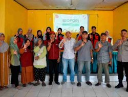 Mahasiswa KKN Unhas 116 Sosialisasikan Biopori di Tamalanrea Jaya Makassar