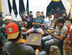 Lomba Domino diCege Pesta Pernikahan